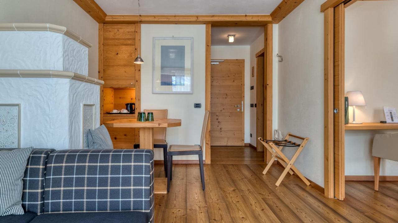 Maribel Hotel Madonna エクステリア 写真