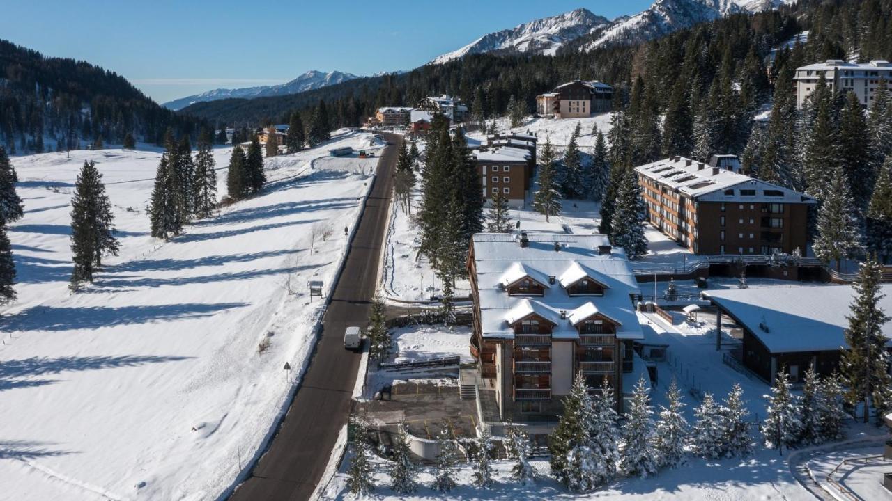Maribel Hotel Madonna エクステリア 写真