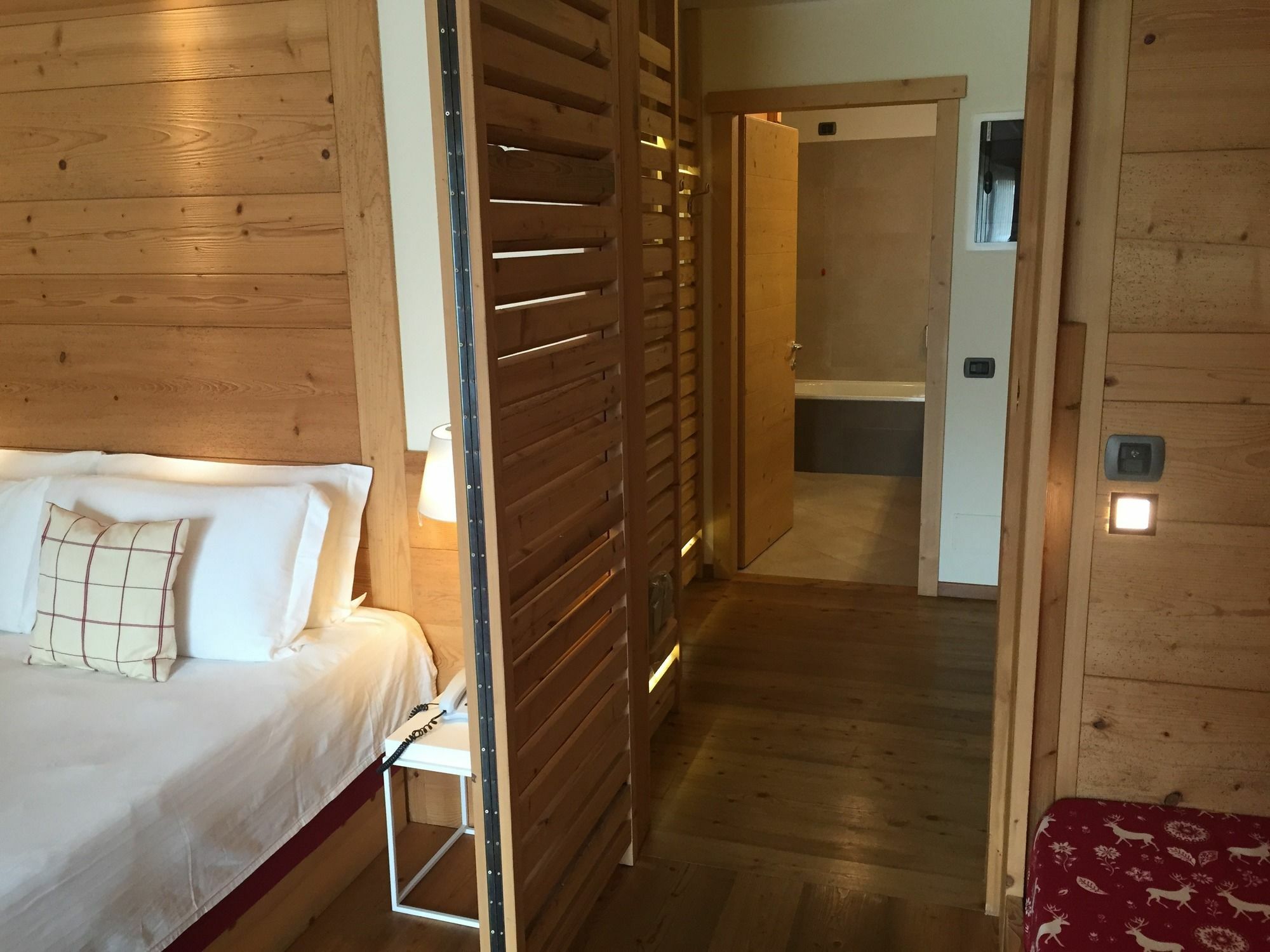 Maribel Hotel Madonna エクステリア 写真